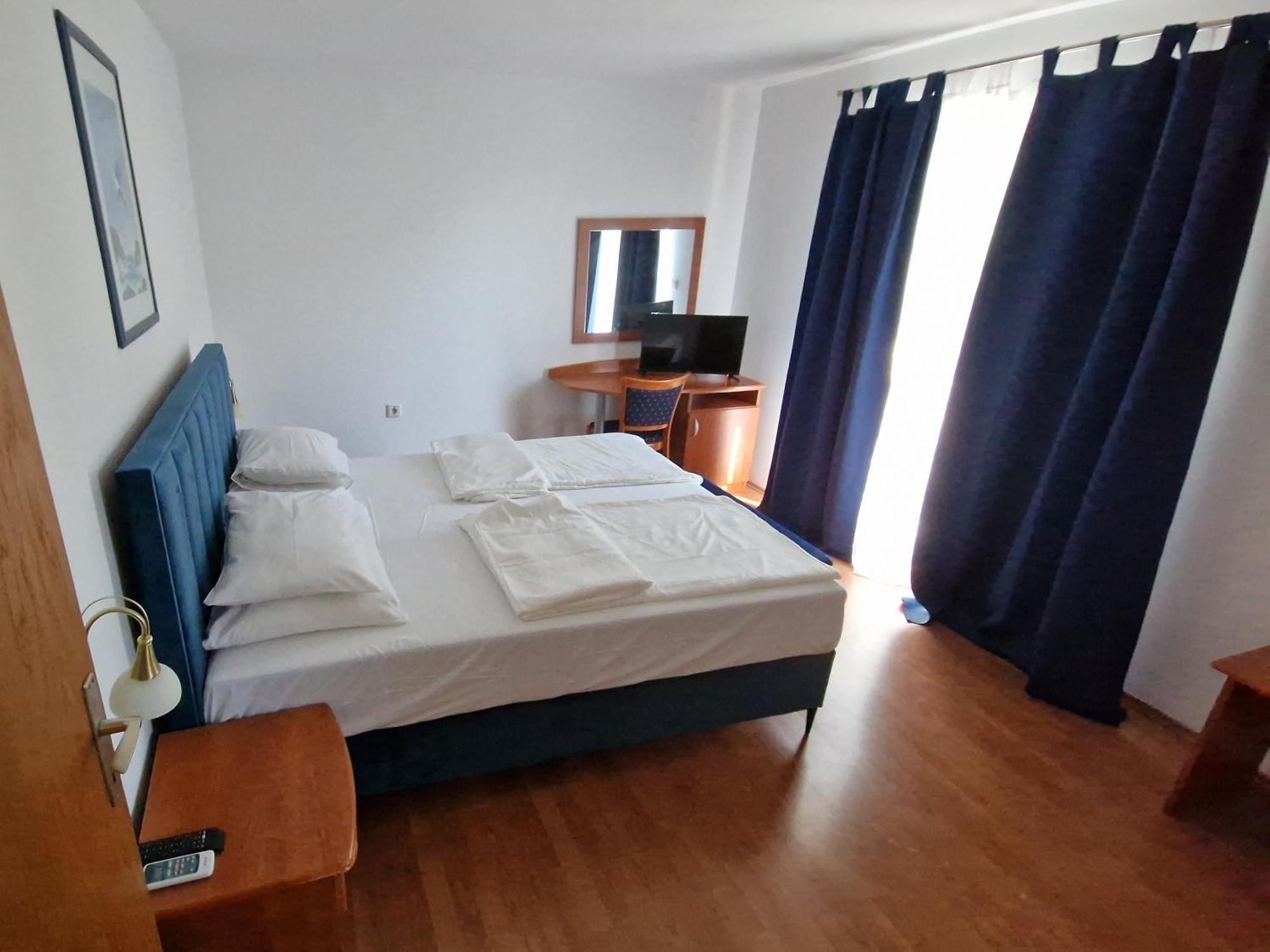 Hotel Pansion Marco Polo Petrčane Zewnętrze zdjęcie